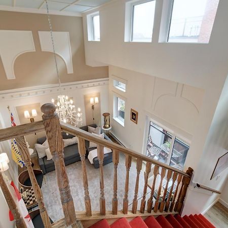 Victoria'S Parliamentary Suite With Private Rooftop Patio & Harbour View Esterno foto